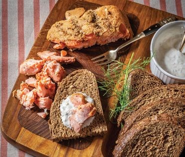 Roasted salmon pastrami
