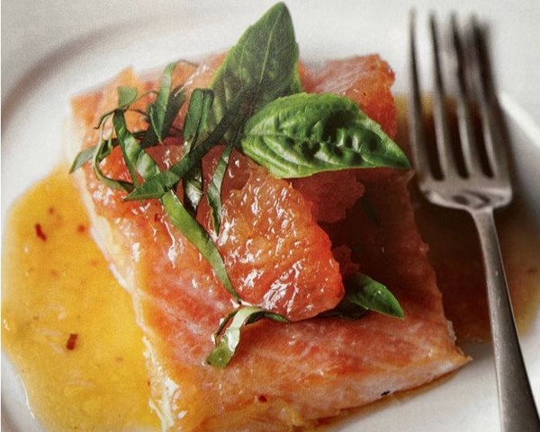 Roasted salmon with shallot-grapefruit sauce