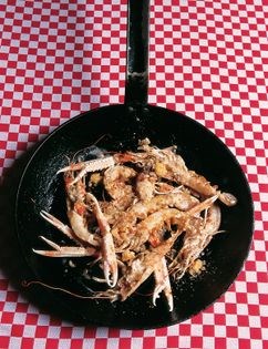 Roasted scampi with brioche crumbs (Langoustines rôties, panures briochées)