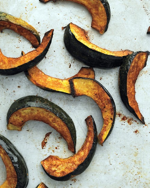 Roasted spiced acorn squash