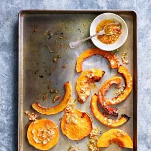 Roasted squash with garlic, lime & chile