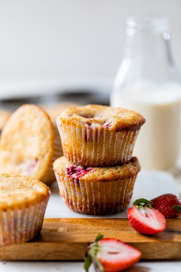 Roasted strawberry almond flour muffins