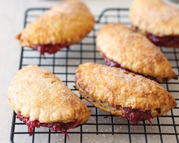 Roasted strawberry hand pie filling