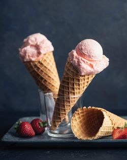 Roasted strawberry ice cream