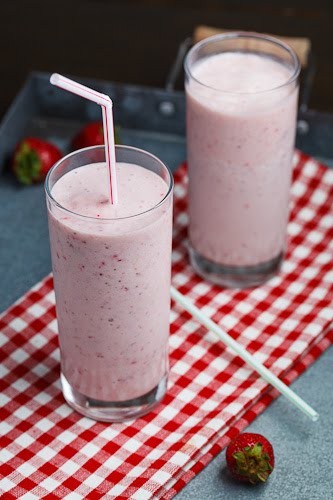Roasted strawberry shortcake shake
