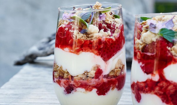 Roasted strawberry trifles with lemon cream