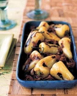 Roasted stuffed potatoes (Papas locas)