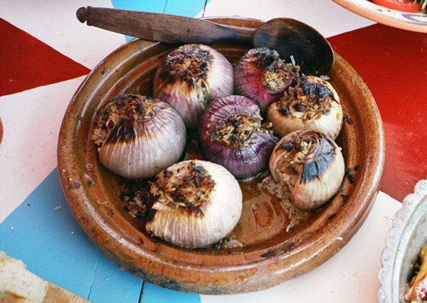 Roasted stuffed red onions