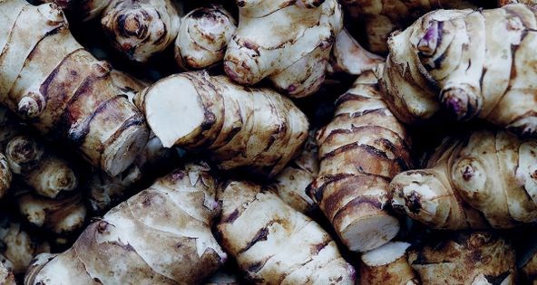 Roasted sunchokes with parsley salsa verde