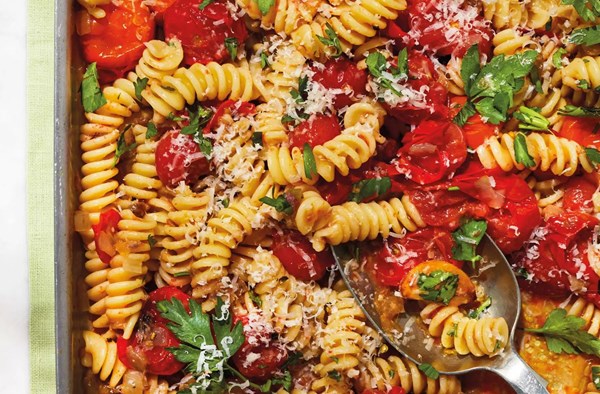 Roasted tomato & anchovy fusilli
