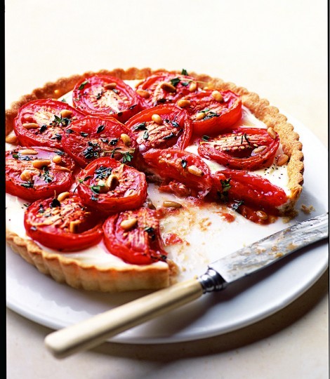 Roasted tomato and creamy goat's cheese tart