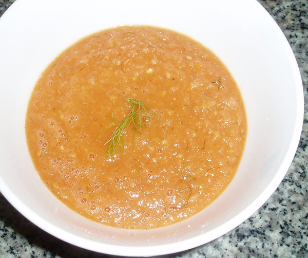Roasted tomato and fennel soup
