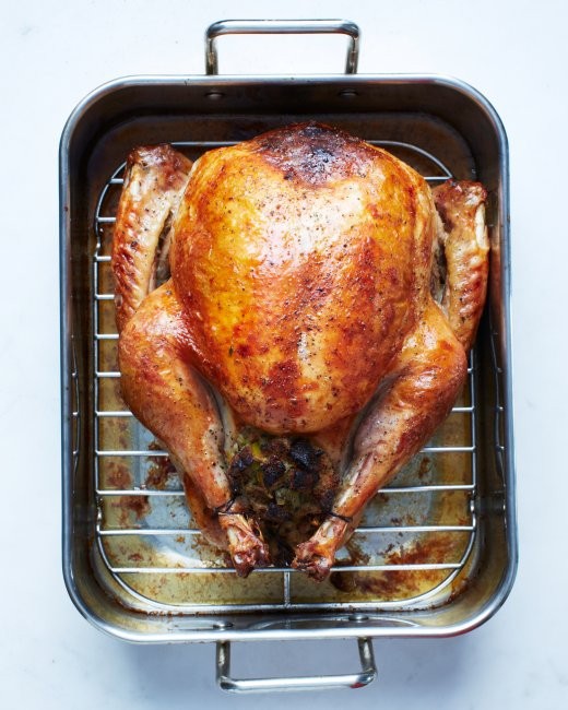 Roasted turkey in parchment with gravy