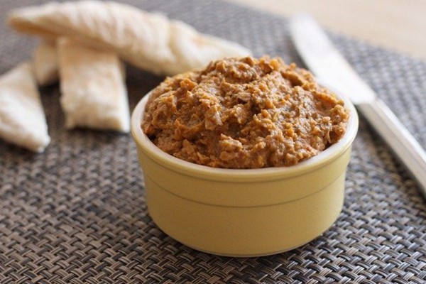 Roasted vegetable chickpea pâté