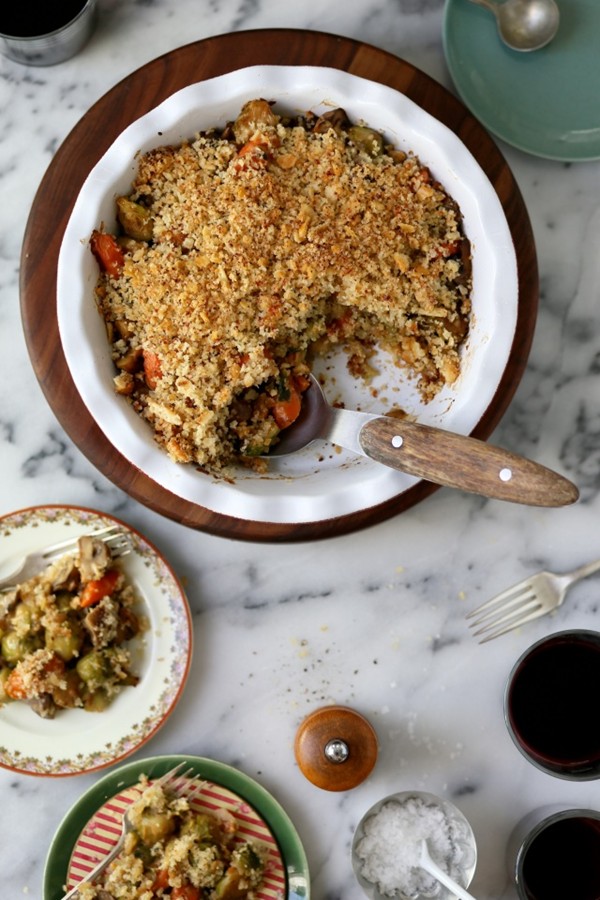 Roasted vegetable winter crumble