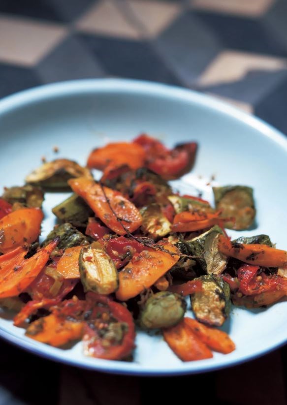 Roasted zucchini and tomatoes with thyme