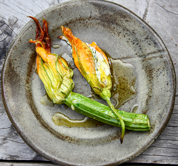 Roasted zucchini flowers