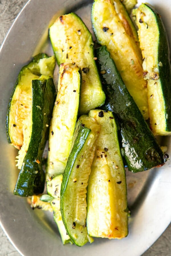 Roasted zucchini with garlic