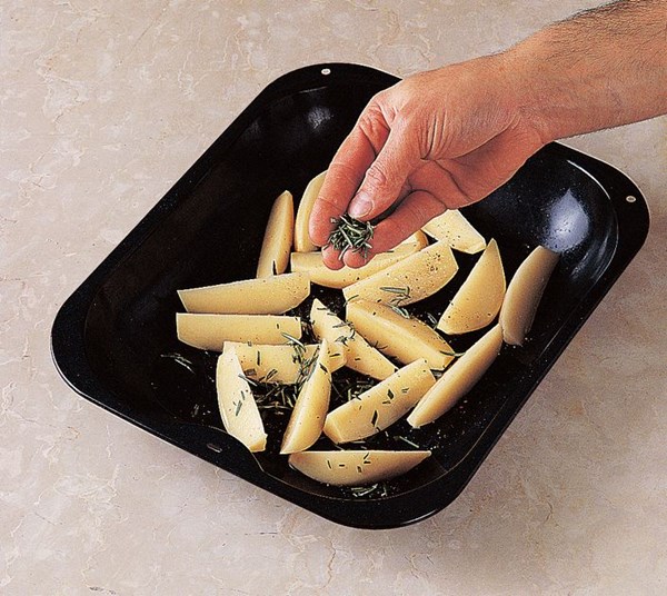 Roasting potatoes in olive oil