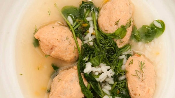 Rocket and watercress soup with scallop dumplings