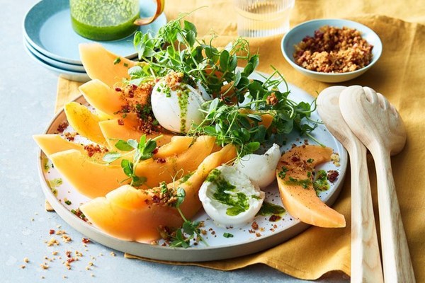 Rockmelon and mozzarella salad with prosciutto pangrattato