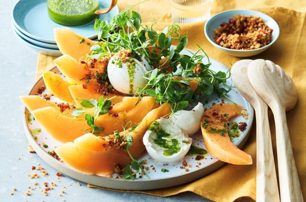 Rockmelon and mozzarella salad with prosciutto pangrattato