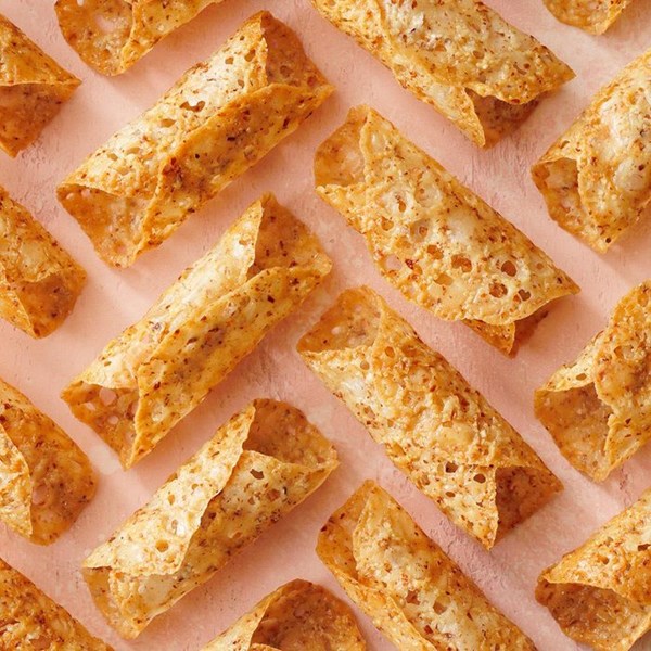 Rolled butter almond cookies