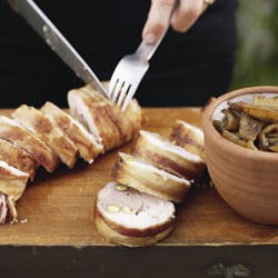 Rolled chicken with pork and pistachio stuffing