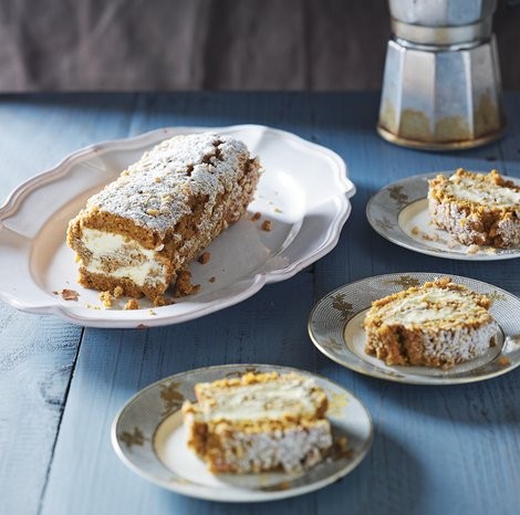 Rolled pumpkin cake