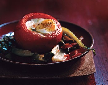 Romaine-and-egg-stuffed tomatoes with pancetta