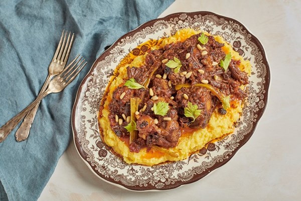Roman oxtail stew (Coda alla vaccinara)
