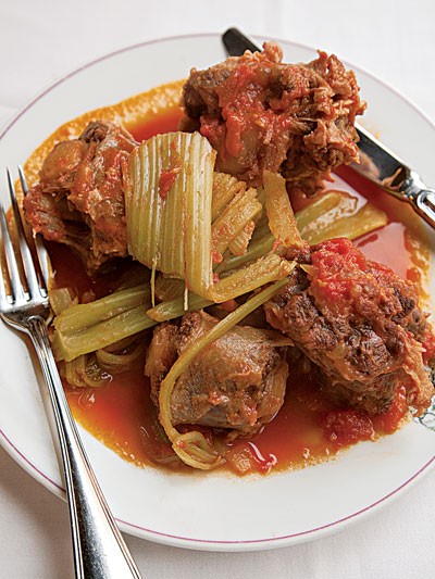 Roman oxtail stew (Coda alla vaccinara) 