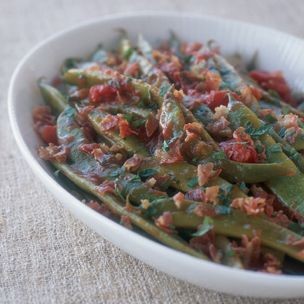 Romano beans with tomatoes and pancetta