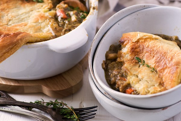 Rood vegetable dinner pie