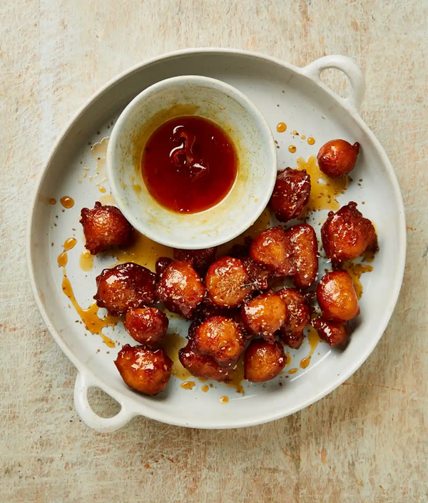 Rooibos-glazed fritters with aniseed