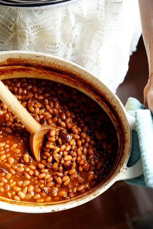 Root beer baked beans
