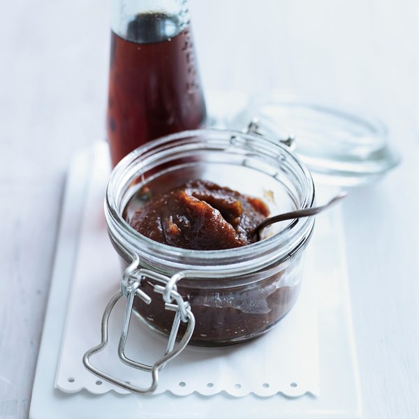 Root beer-date puree [Wylie Dufresne]