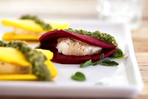 Root "rawvioli" with nut cheese and pesto
