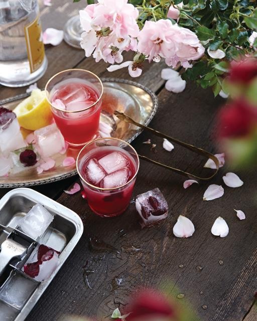 Rose & gin cooler