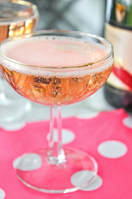 Rosé Champagne cocktail
