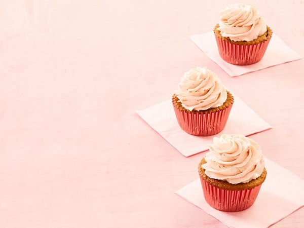 Rosé cupcakes with strawberry Swiss meringue [Jaleesa Mason]