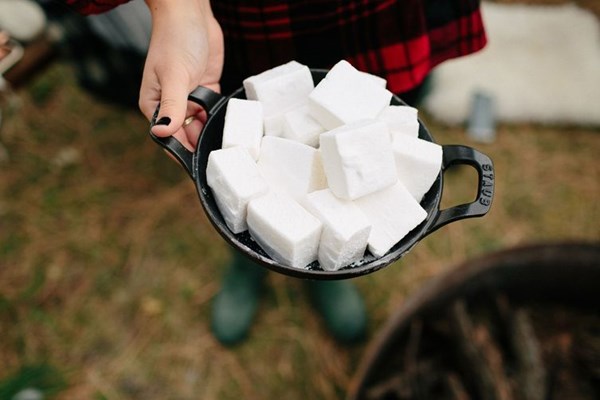 Rosé marshmallows