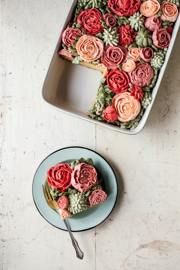 Rose rose cake