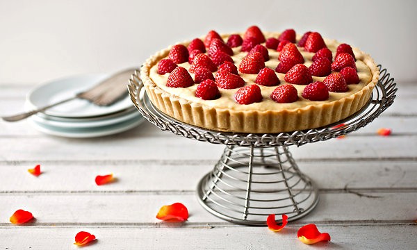 Rose-scented berry tart with an almond shortbread crust