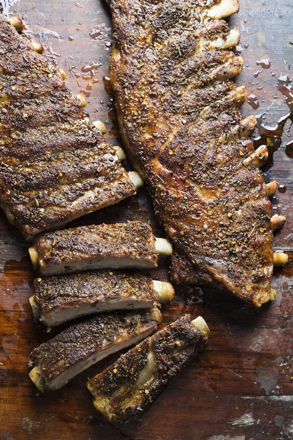 Rosemary and fennel pork ribs (Rosticciana)