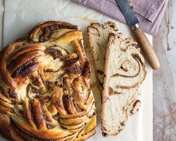 Rosemary fig Marsala round challah