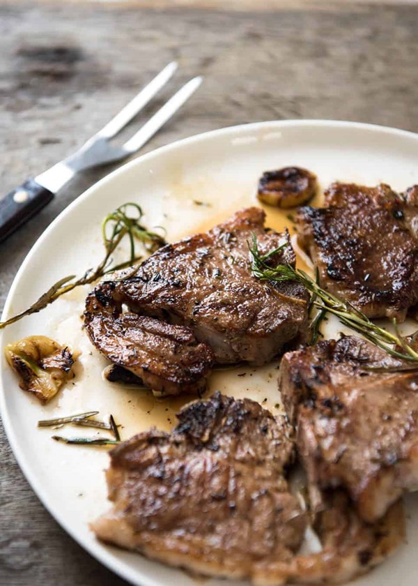 Rosemary garlic grilled lamb chops