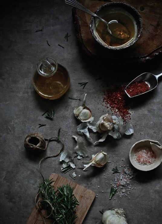 Rosemary-garlic oil