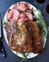 Rosemary-pepper beef rib roast with porcini jus