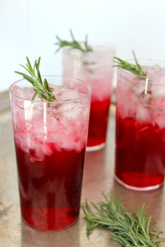 Rosemary sloe gin fizz